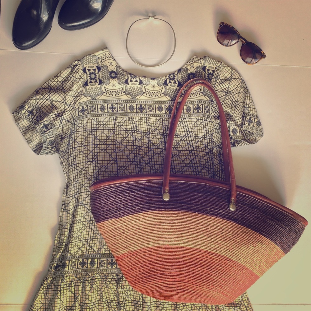 Vintage Straw Tote Brown